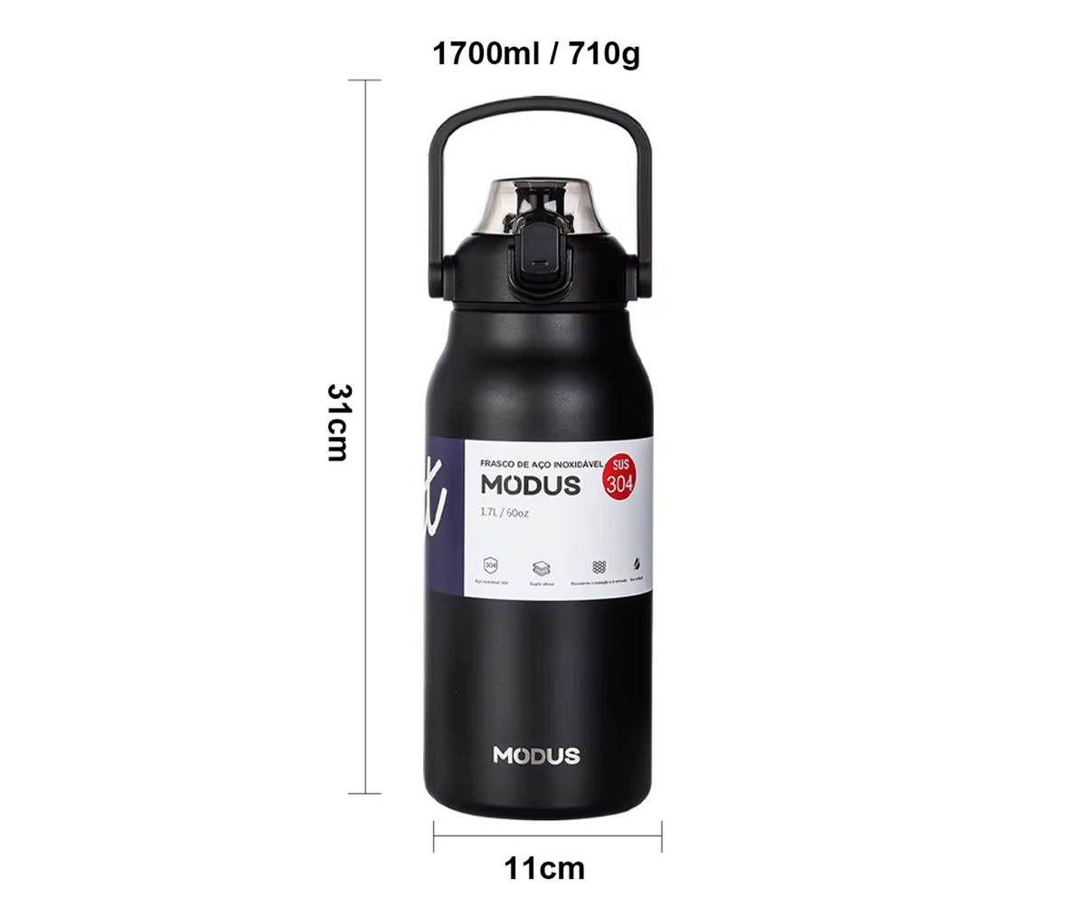 Garrafa térmica de aço inoxidável e com canudo